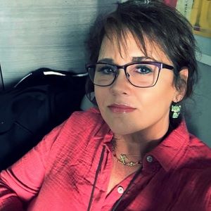 Meet your Posher, Kelly